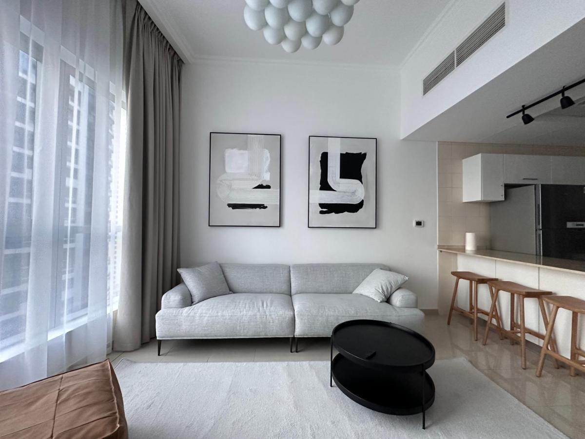 Bay Central- Marina Dubai, One Bed Appartement *